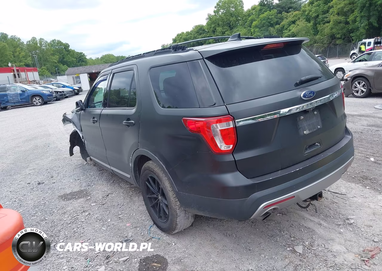 2016 Ford Explorer Xlt VIN:1FM5K8DH4GGA61475 - 3
