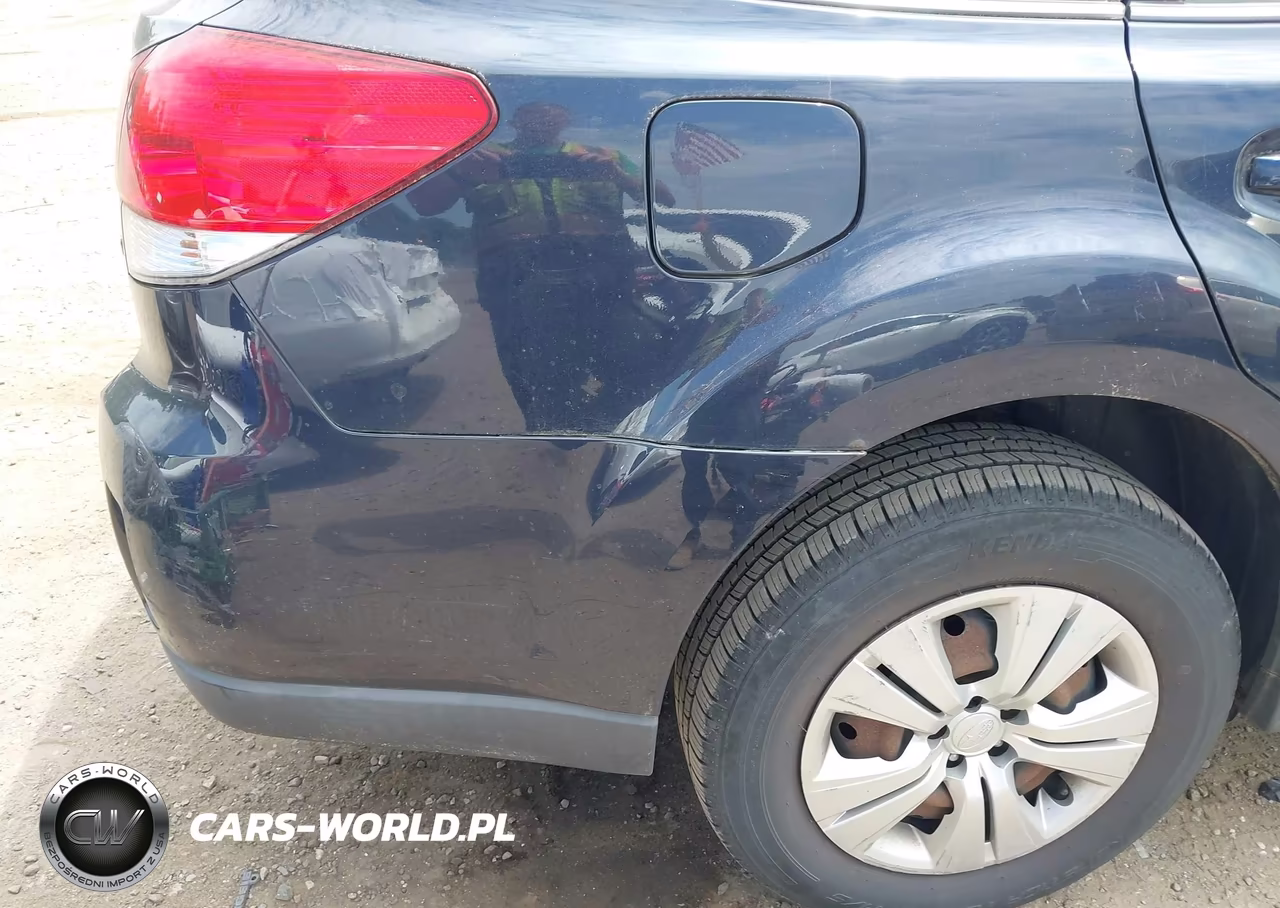2013 Subaru Outback 2.5I VIN:4S4BRBAC6D3245212 - 6