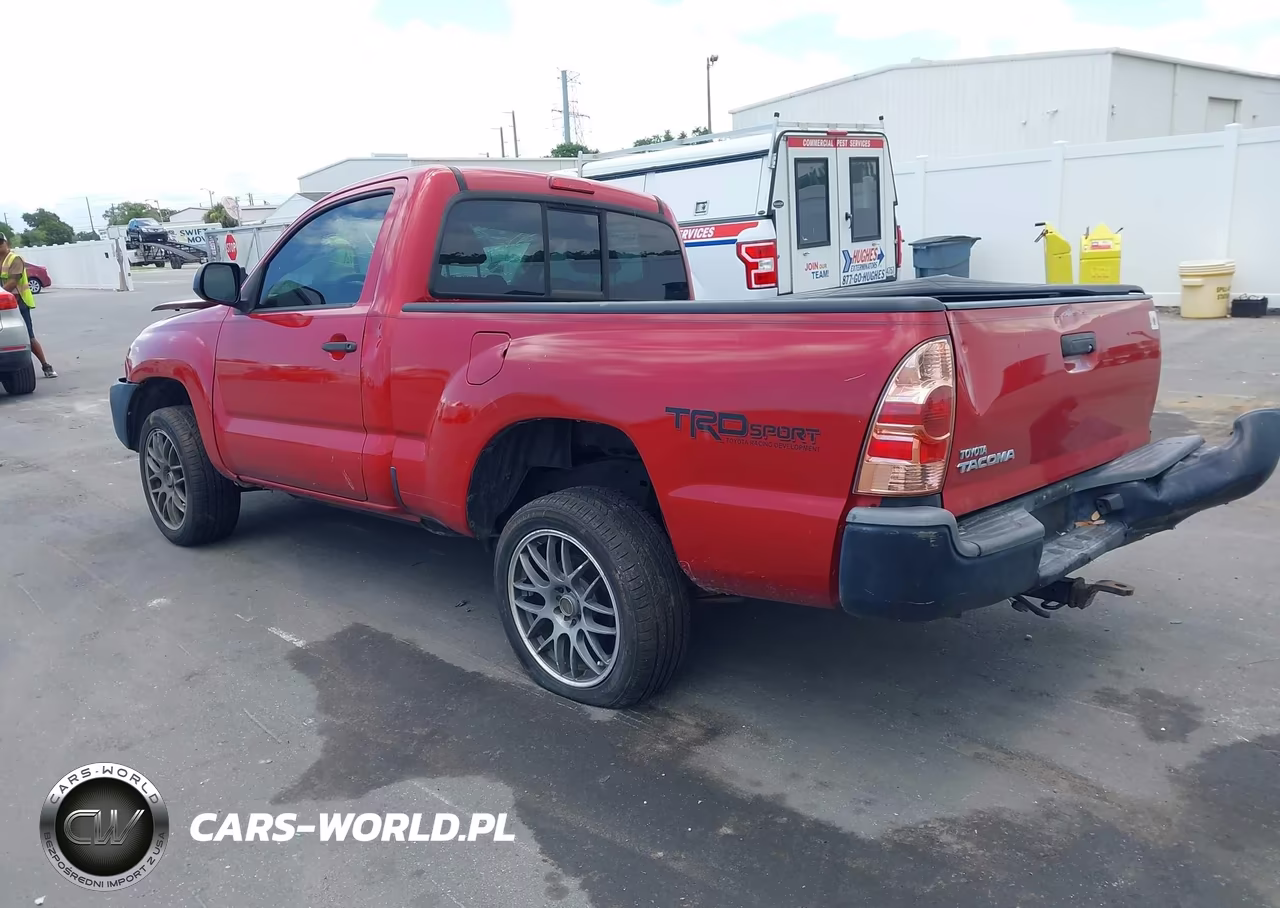 2013 Toyota Tacoma VIN:5TFNX4CN4DX024783 - 3