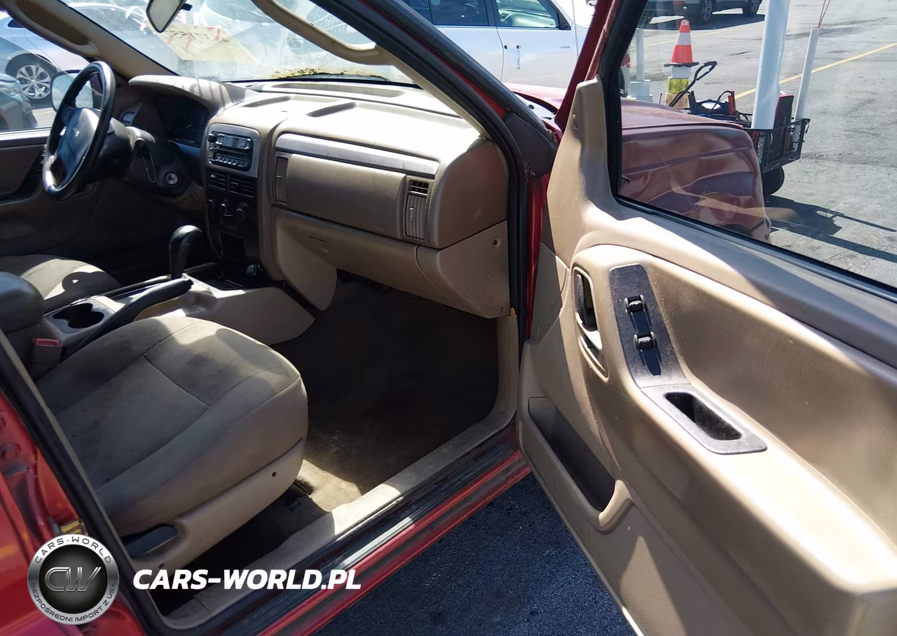 2004 Jeep Grand Cherokee Laredo VIN:1J4GX48S34C145068 - 5