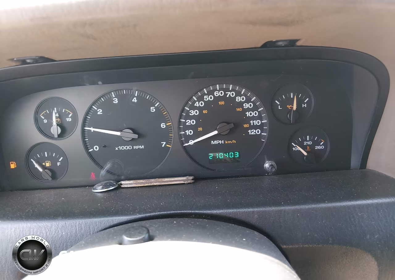 2004 Jeep Grand Cherokee Laredo VIN:1J4GX48S34C145068 - 7