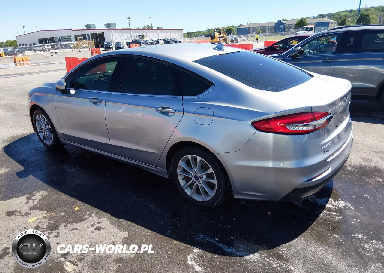2020 Ford Fusion Se VIN:3FA6P0HD9LR172826 - 3
