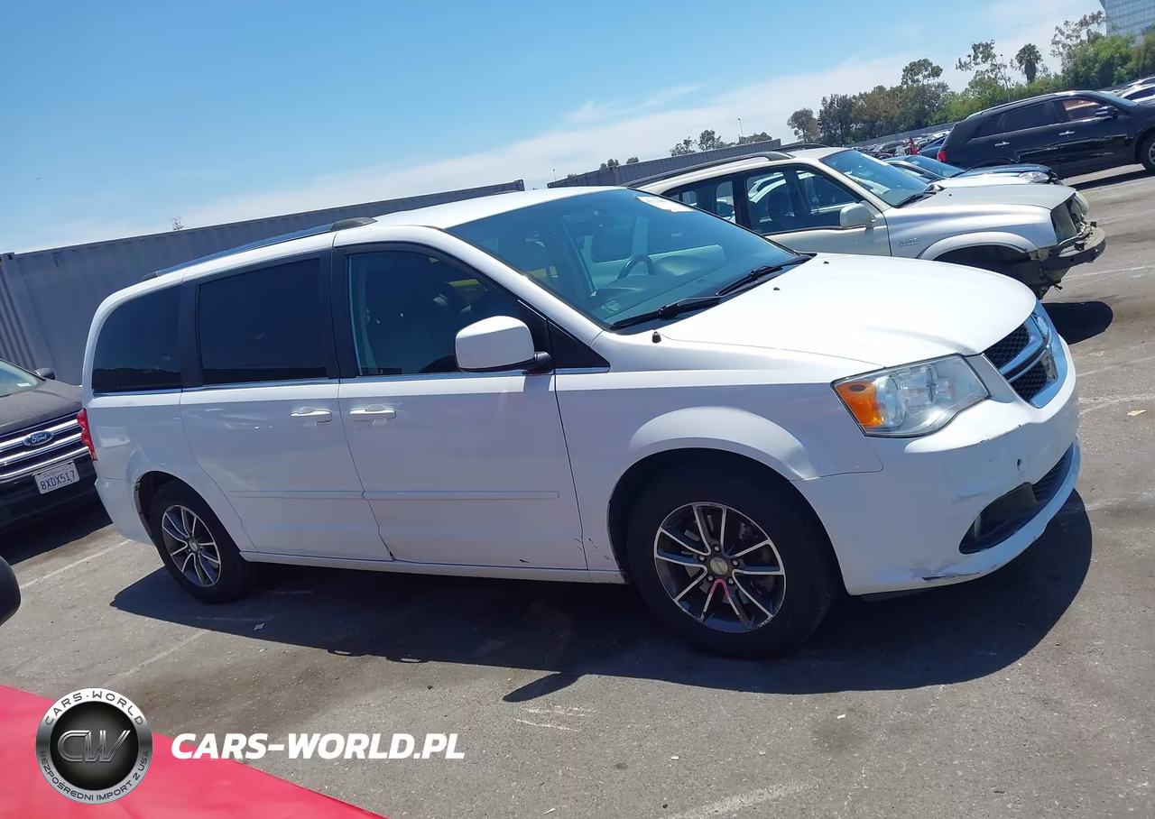 2017 Dodge Grand Caravan Sxt VIN:2C4RDGCG5HR800470 - 13