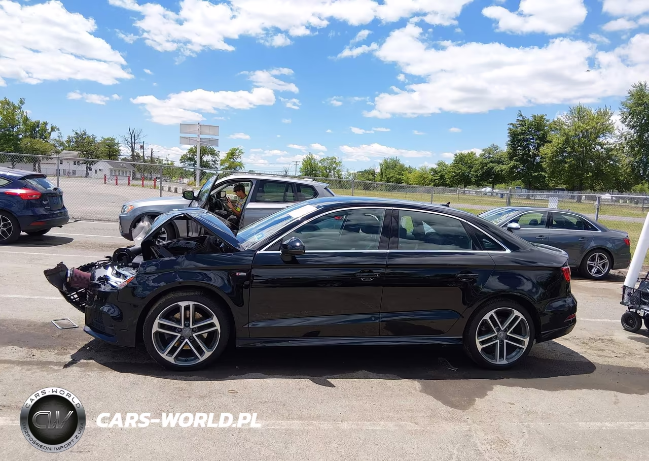 2018 Audi A3 2.0T Premium-2.0T Tech Premium VIN:WAUJ8GFF6J1063789 - 14