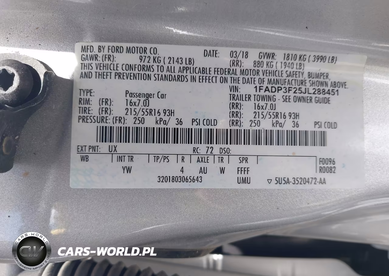 2018 Ford Focus Se VIN:1FADP3F25JL288451 - 9