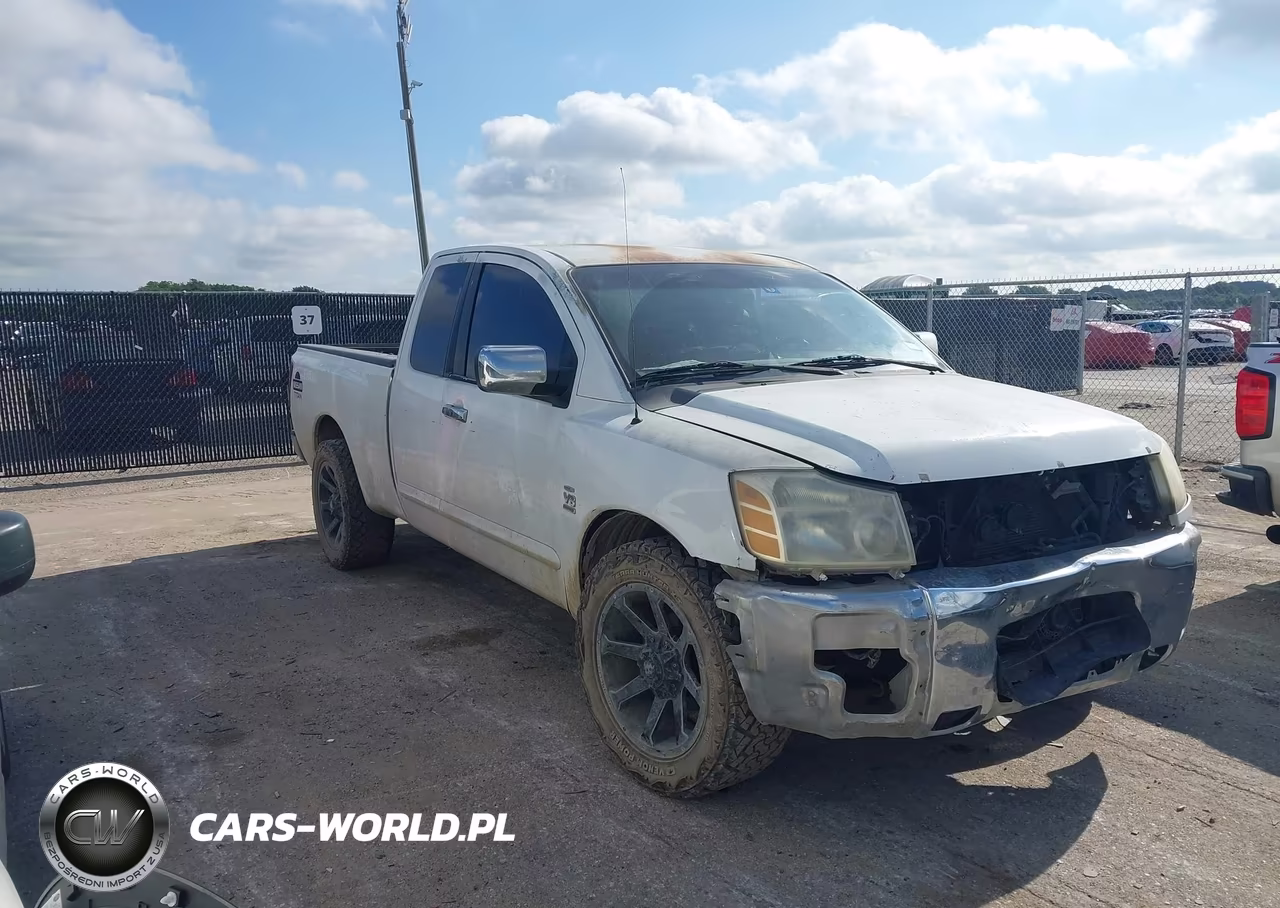 2004 Nissan Titan Se