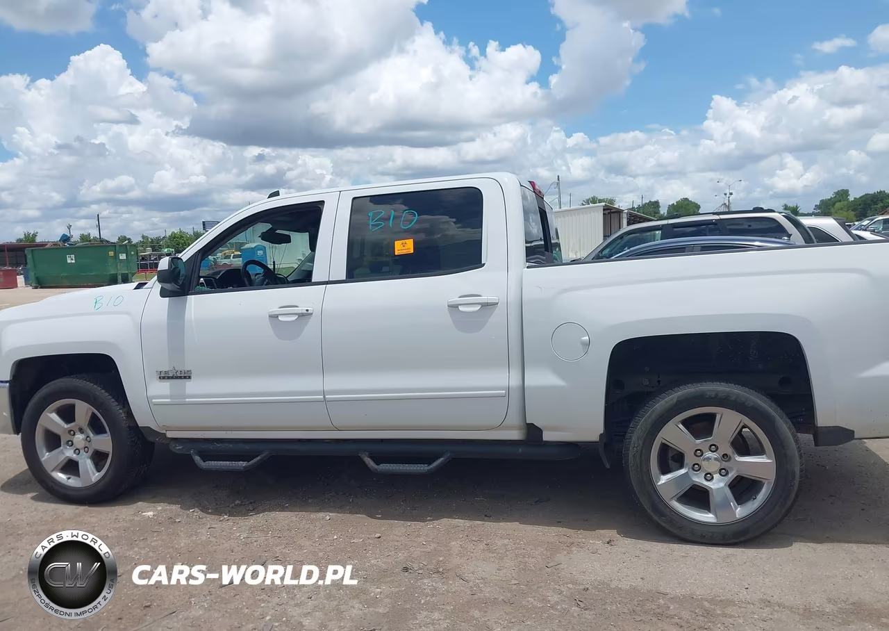 2018 Chevrolet Silverado 1500 Lt VIN:3GCPCREC2JG576683 - 13