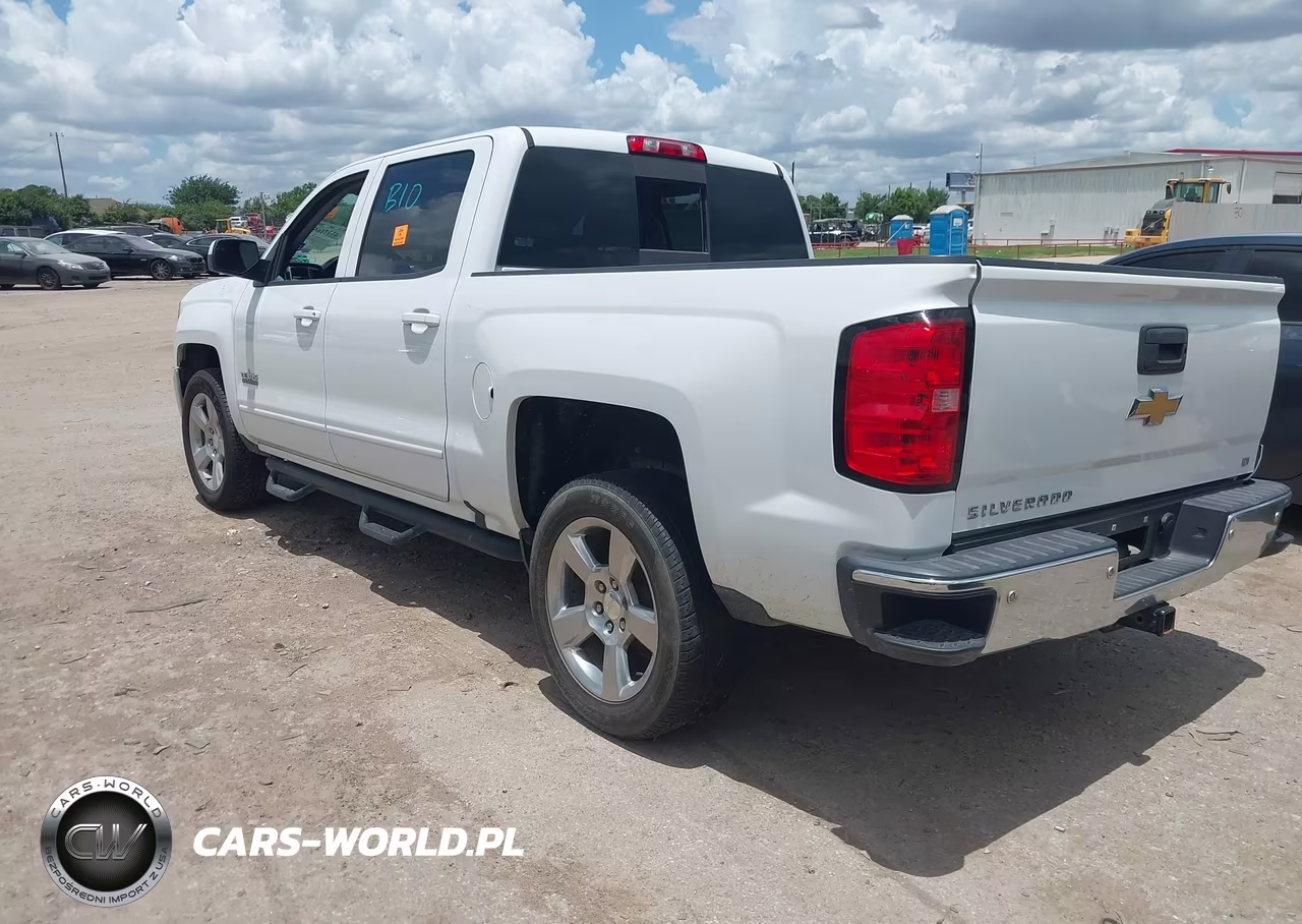 2018 Chevrolet Silverado 1500 Lt VIN:3GCPCREC2JG576683 - 3