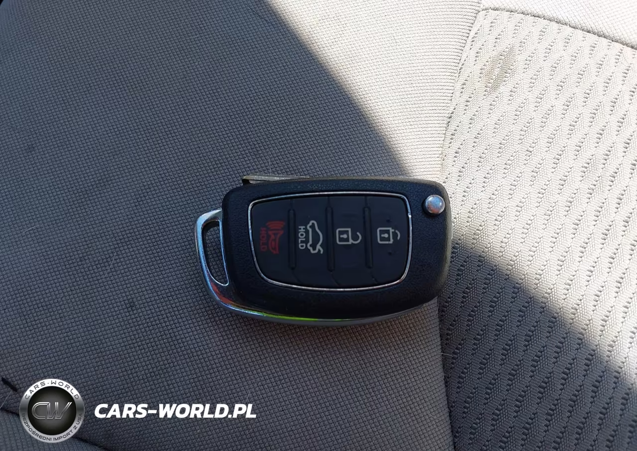 2017 Hyundai Sonata VIN:5NPE24AF4HH561858 - 11