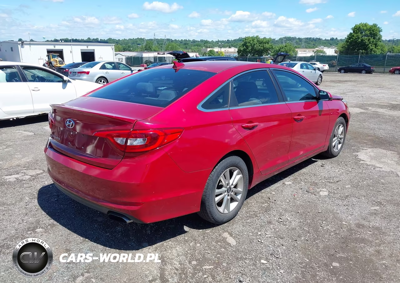 2017 Hyundai Sonata VIN:5NPE24AF4HH561858 - 4