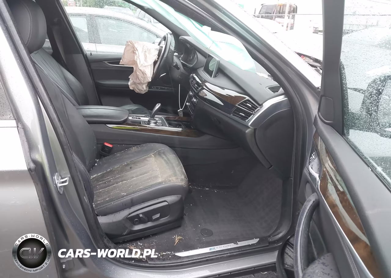 2018 BMW X5 Edrive xDrive40E Iperformance VIN:5UXKT0C58J0W00000 - 5