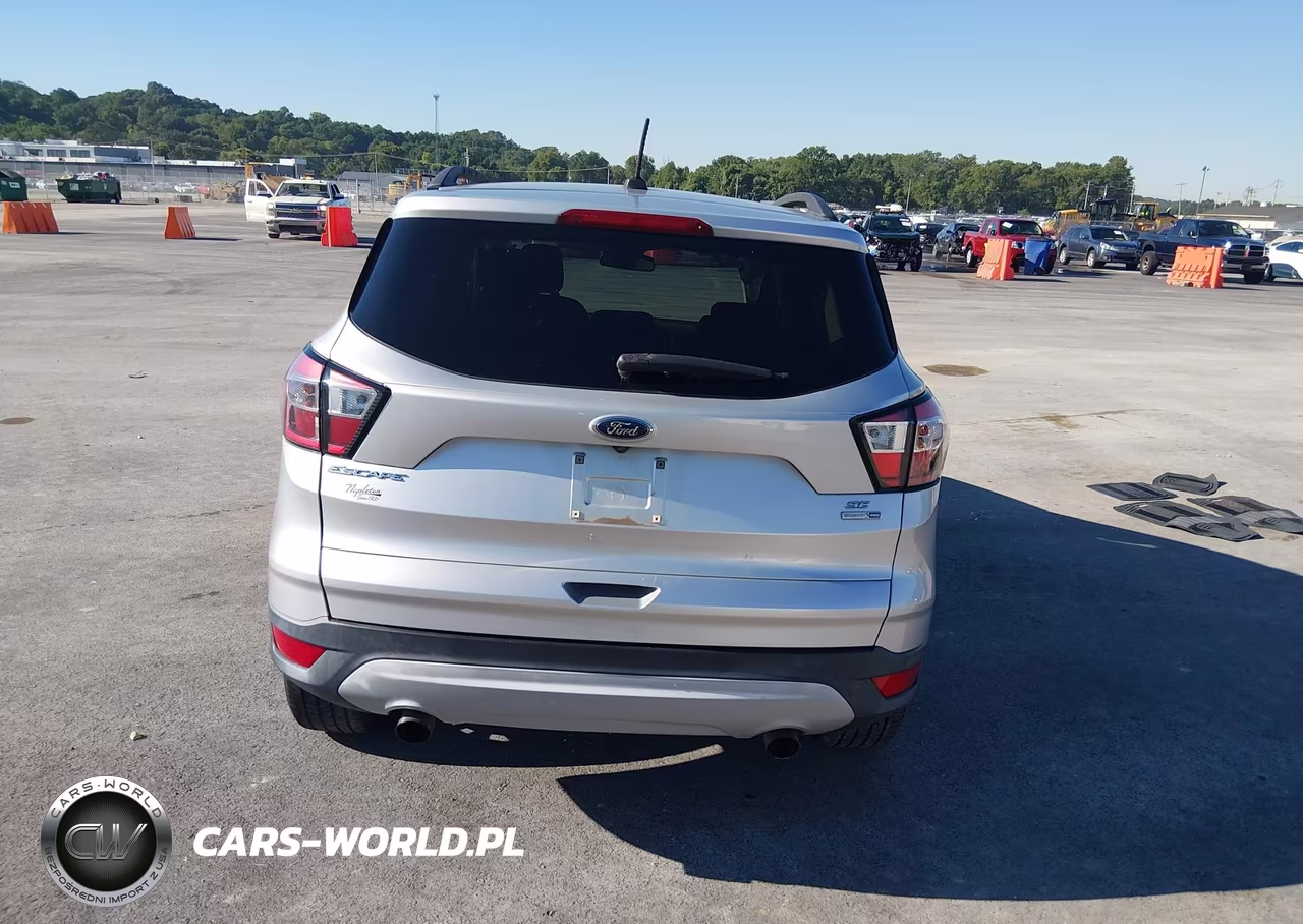 2018 Ford Escape Se VIN:1FMCU9GDXJUC38135 - 15