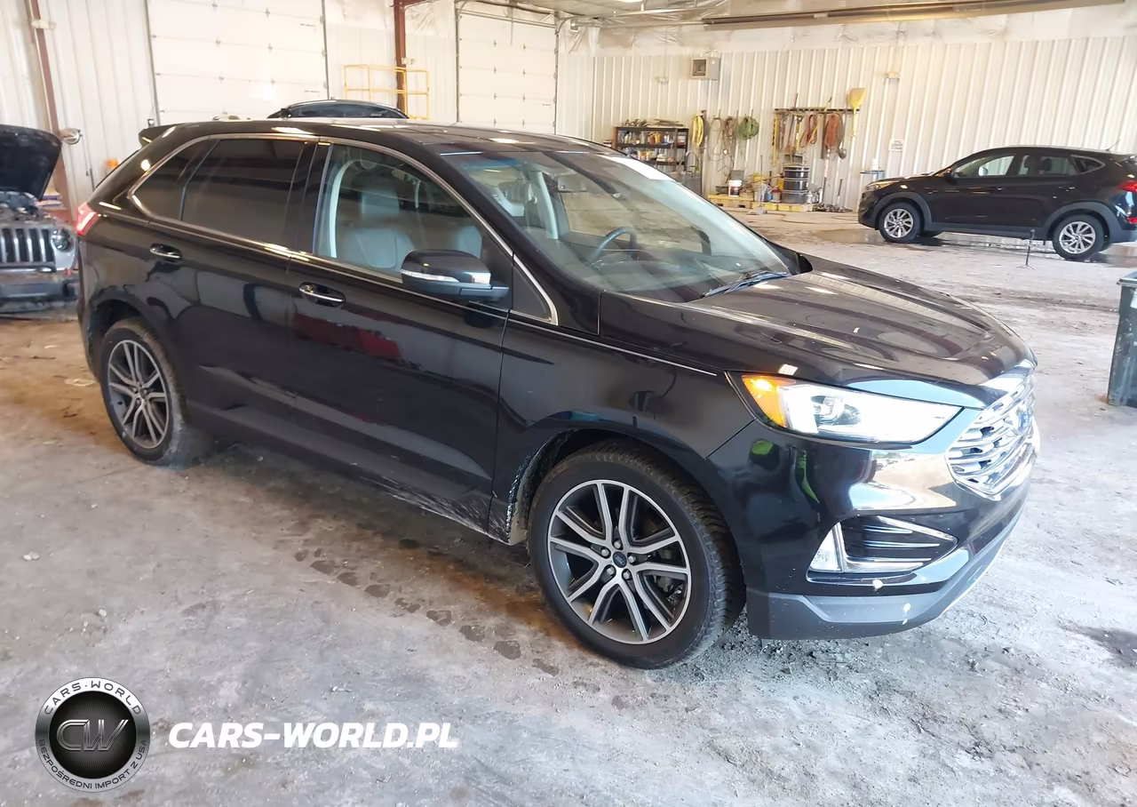 2019 Ford Edge Titanium