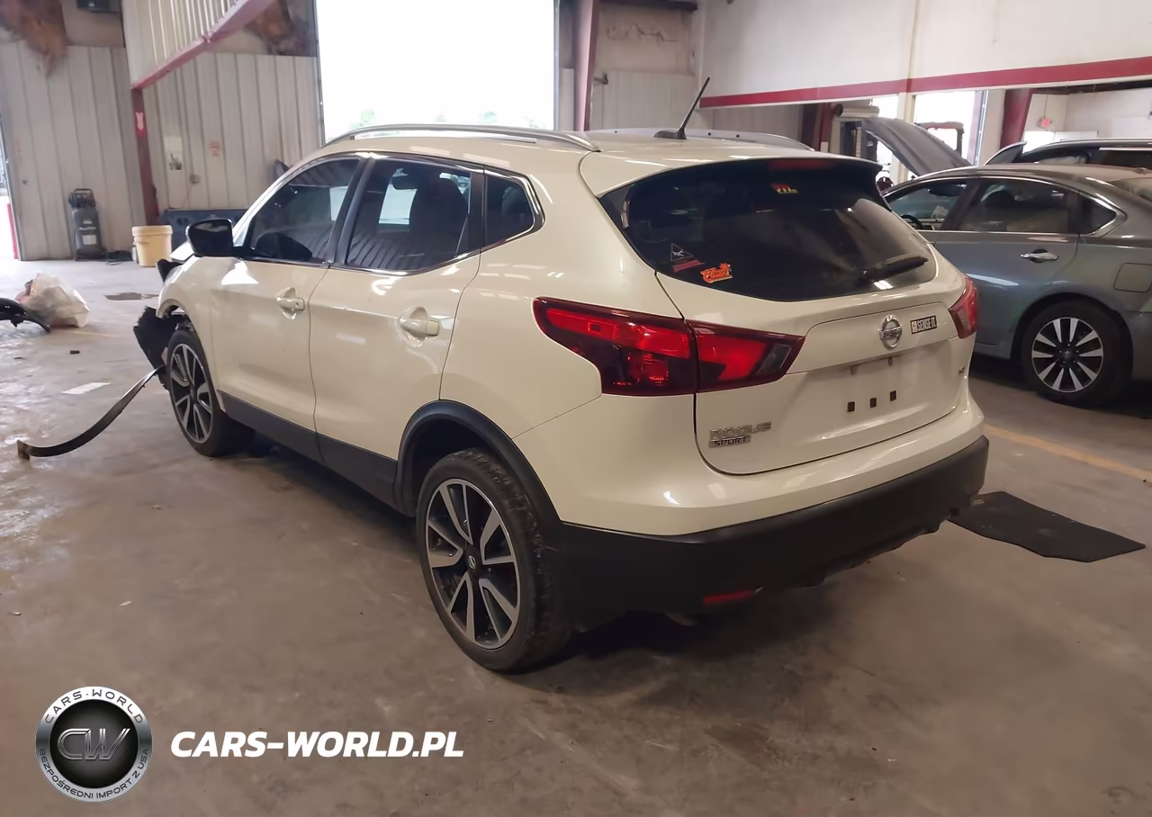 2018 Nissan Rogue Sport Sl VIN:JN1BJ1CP9JW102127 - 3