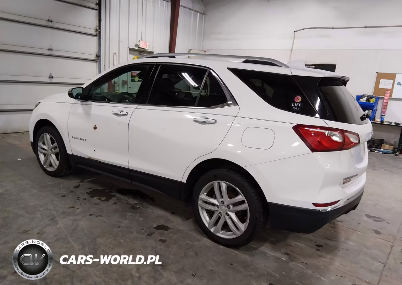 2018 Chevrolet Equinox Premier VIN:2GNAXWEX7J6178805 - 3