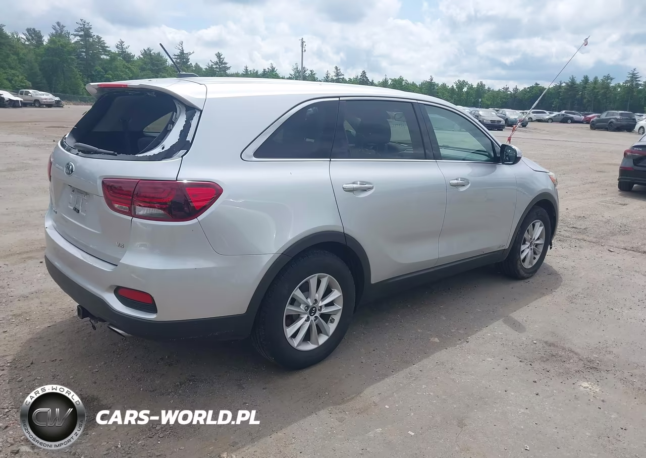 2019 Kia Sorento 3.3L Lx VIN:5XYPGDA54KG447682 - 4