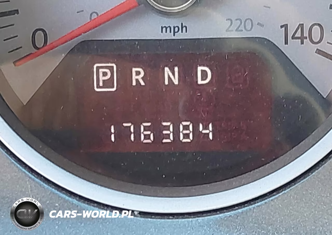 2010 Volkswagen Routan Se VIN:2V4RW3D1XAR268271 - 12