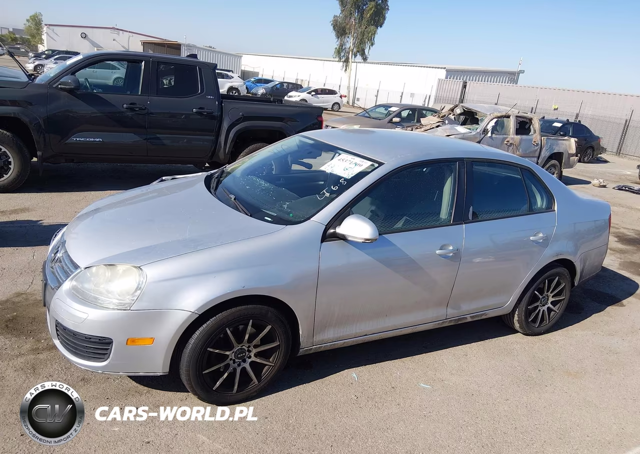 2010 Volkswagen Jetta S VIN:3VWJZ7AJ6AM095363 - 17