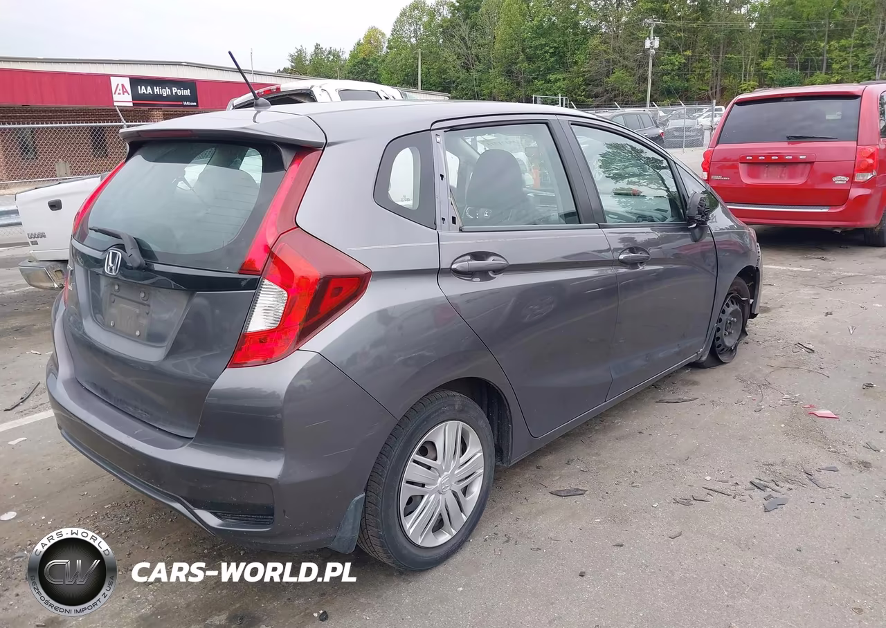 2019 Honda Fit Lx VIN:3HGGK5H44KM713434 - 4