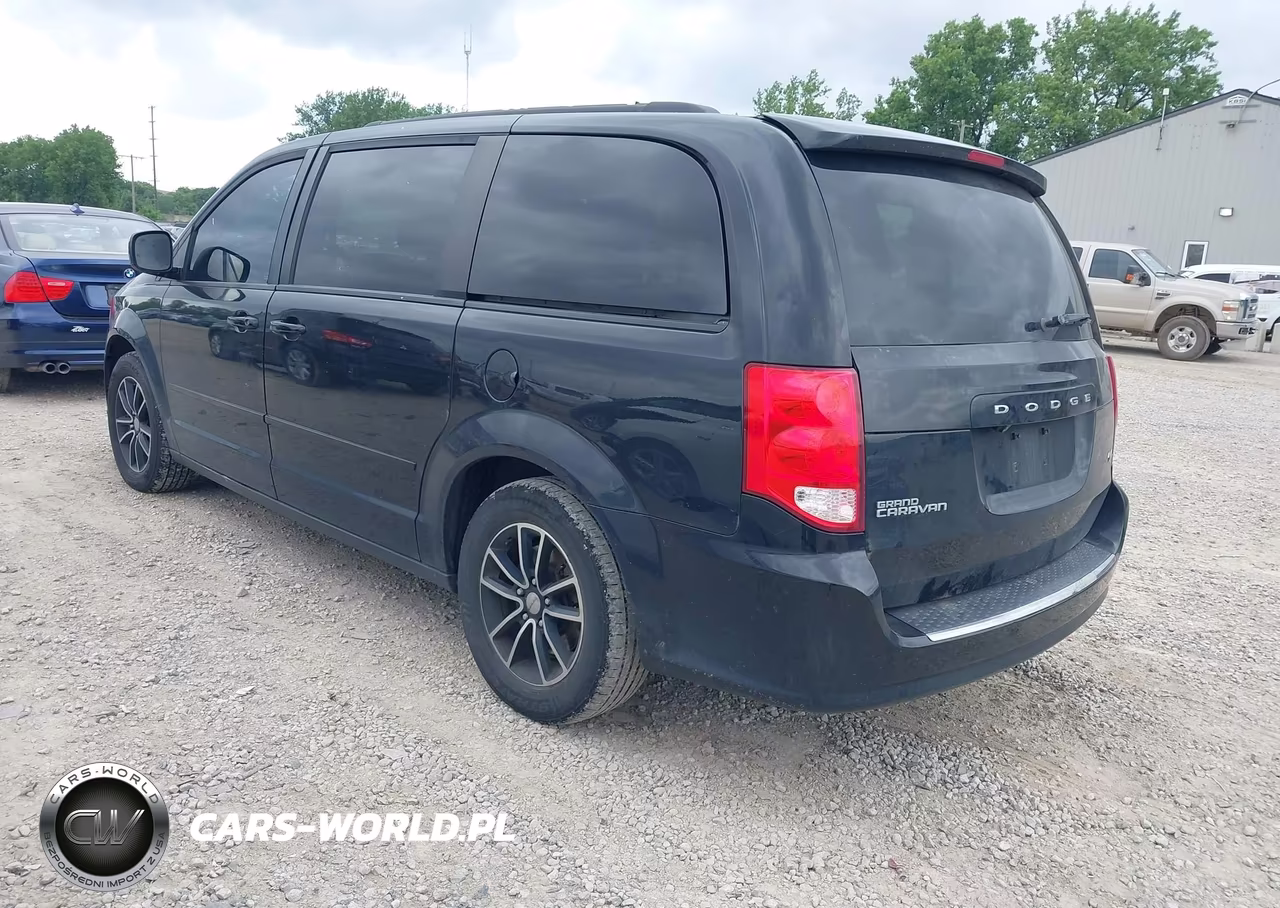 2015 Dodge Grand Caravan R-T VIN:2C4RDGEGXFR670745 - 3