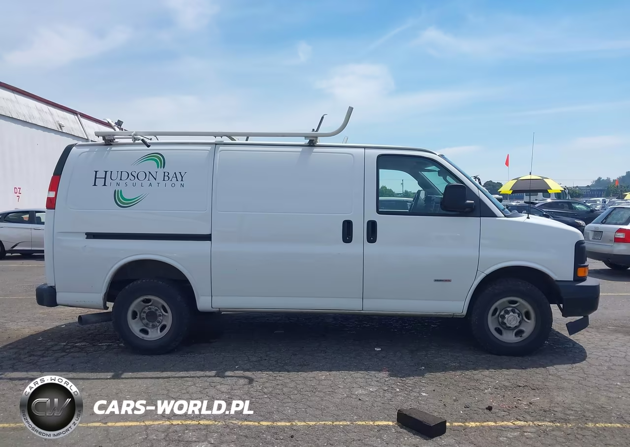 2017 Chevrolet Express 2500 Work Van VIN:1GCWGAF19H1350759 - 13