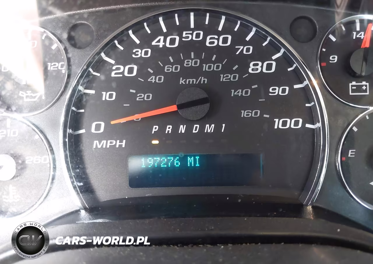2017 Chevrolet Express 2500 Work Van VIN:1GCWGAF19H1350759 - 15