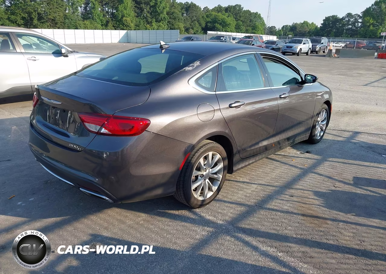 2015 Chrysler 200 C VIN:1C3CCCCGXFN509933 - 4