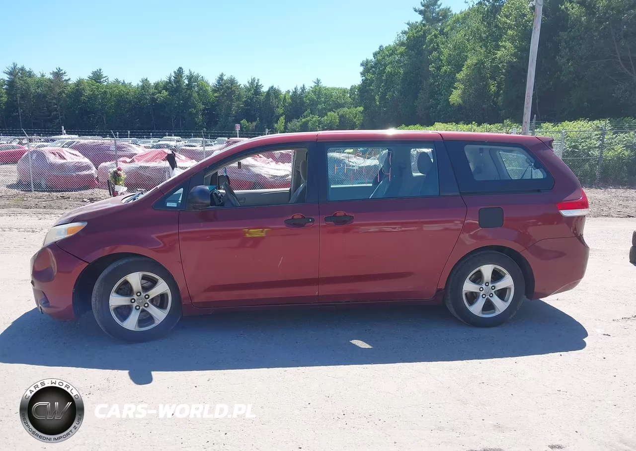 2011 Toyota Sienna Base V6 VIN:5TDZK3DC8BS052628 - 12