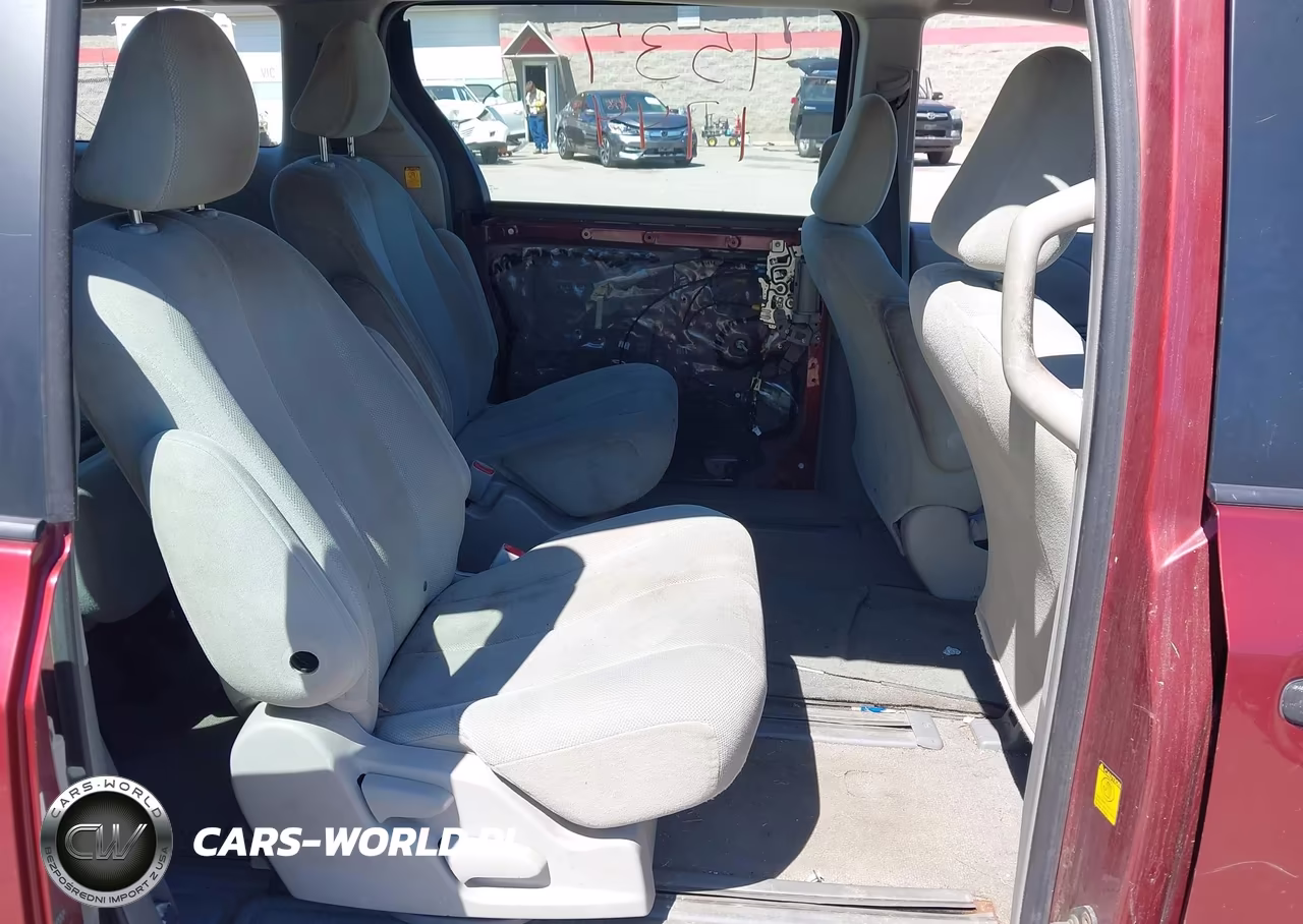 2011 Toyota Sienna Base V6 VIN:5TDZK3DC8BS052628 - 8