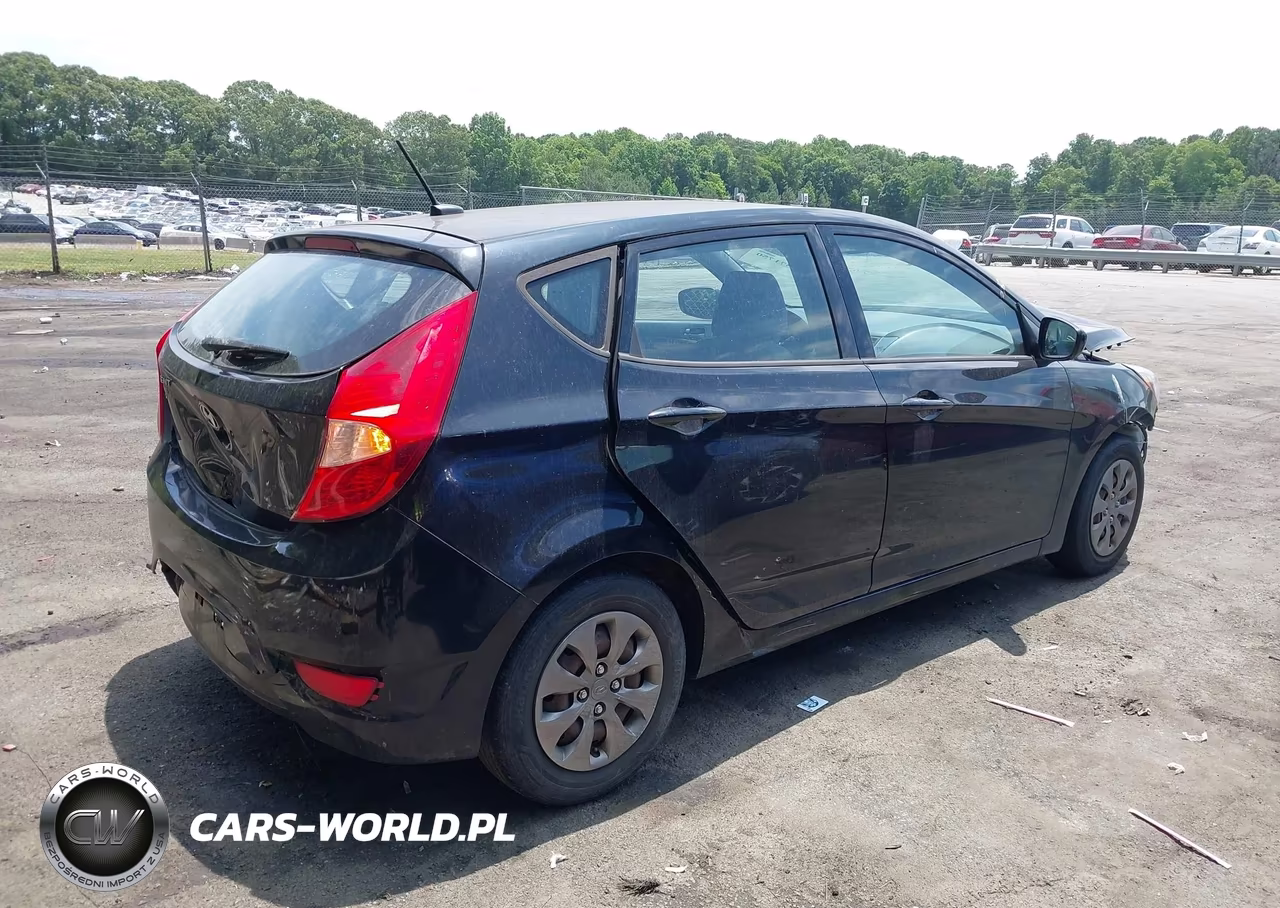 2017 Hyundai Accent Se VIN:KMHCT5AE4HU338738 - 4
