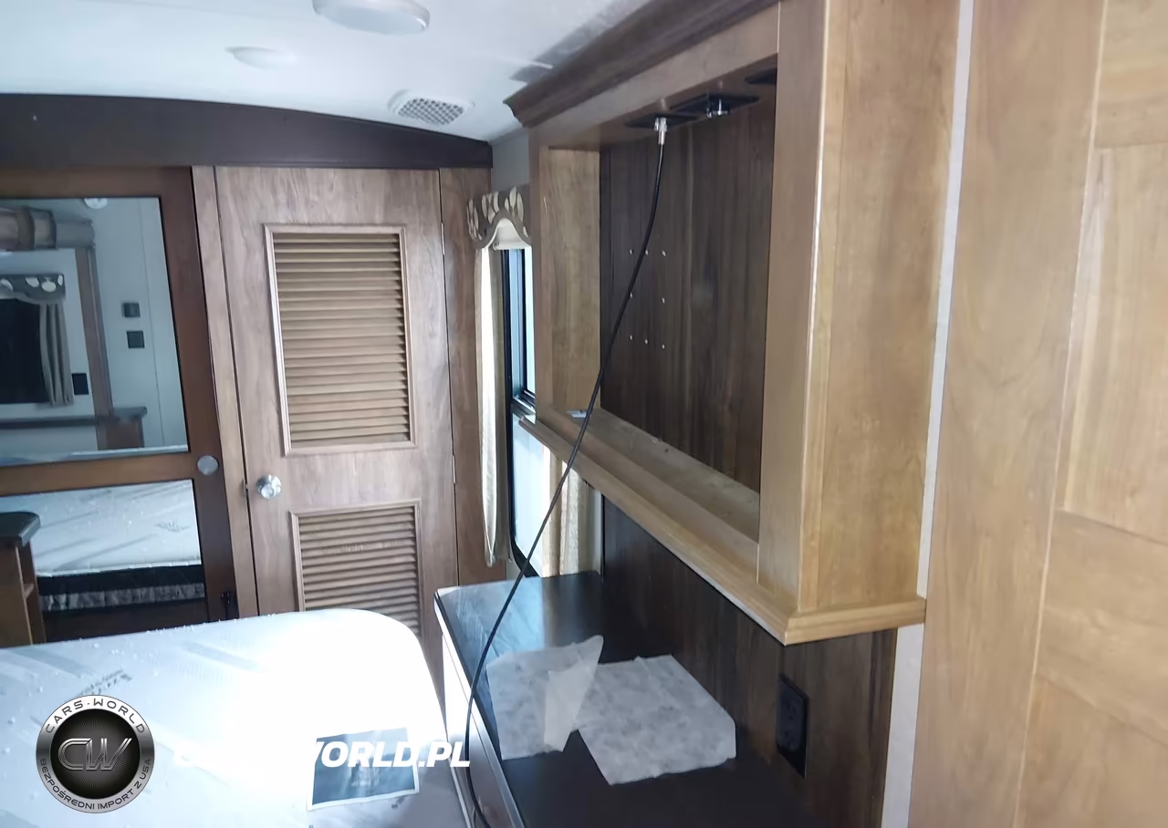 2018 Keystone Rv Other VIN:4YDF37926J4700806 - 7