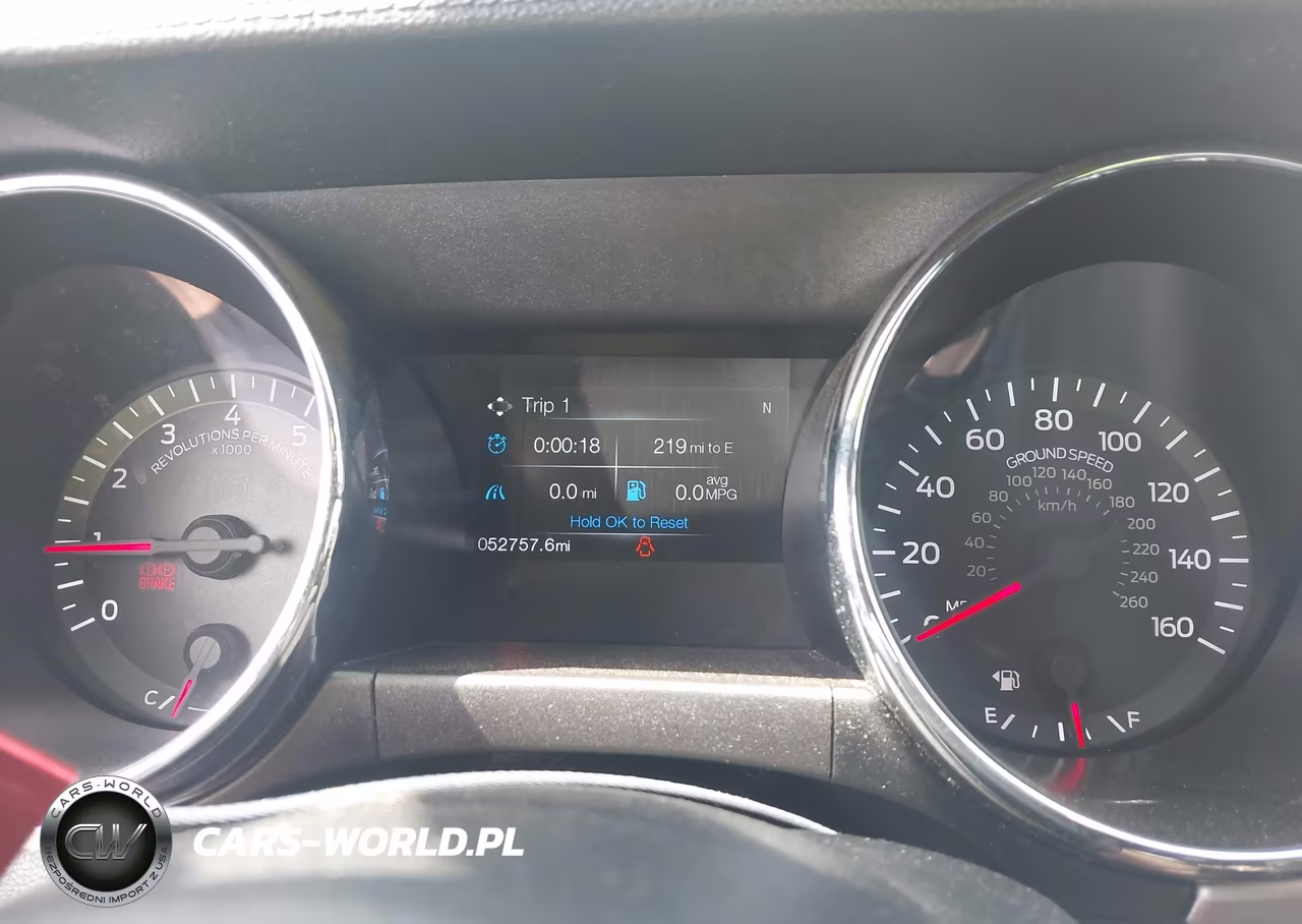2017 Ford Mustang Ecoboost Premium VIN:1FATP8UH2H5267619 - 7