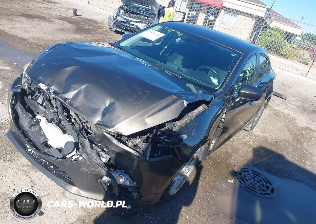 2014 Mazda Mazda3 I Touring VIN:JM1BM1V75E1125702 - 2