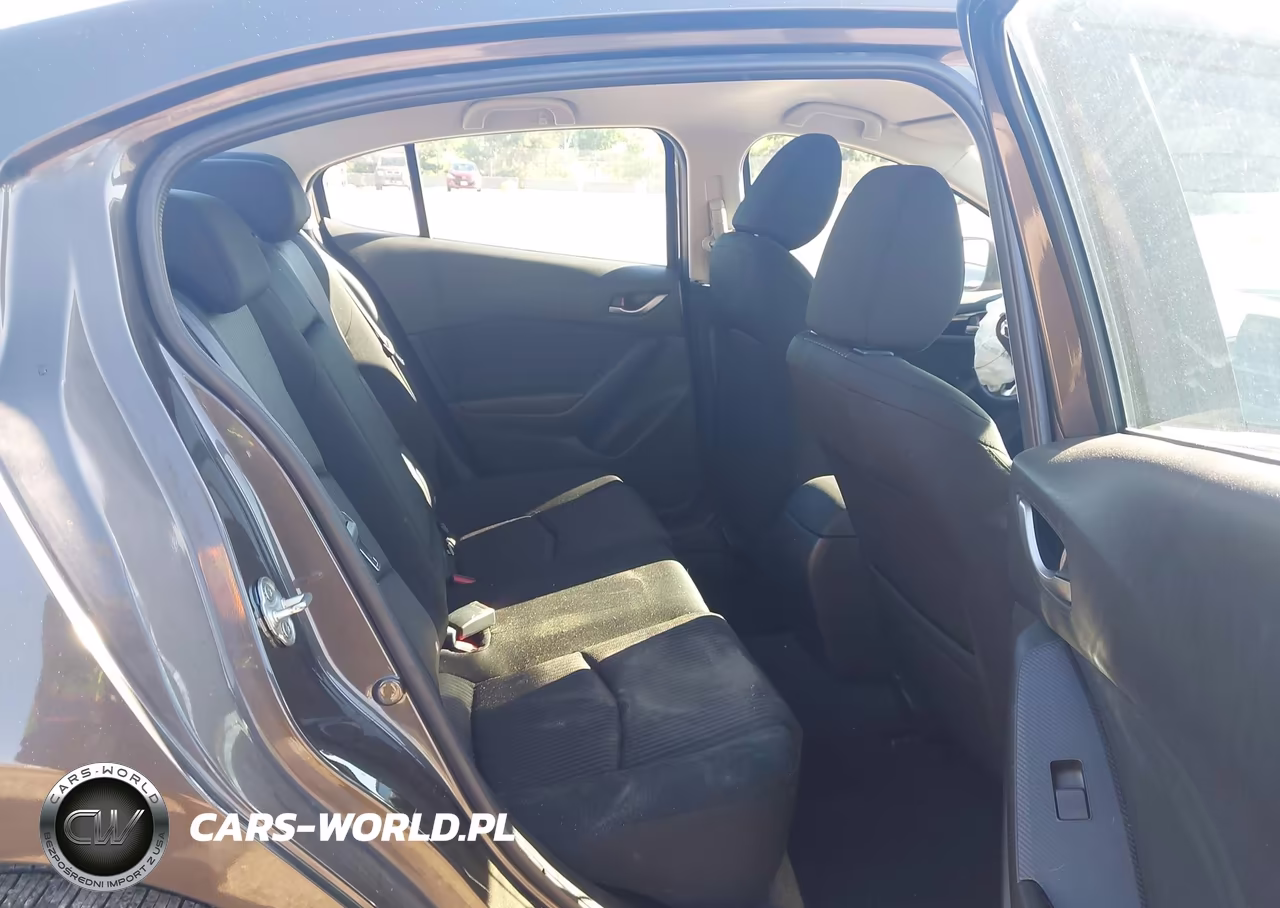 2014 Mazda Mazda3 I Touring VIN:JM1BM1V75E1125702 - 8