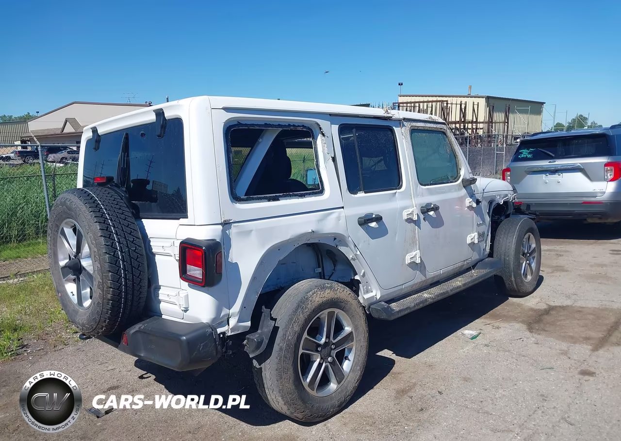 2021 Jeep Wrangler Unlimited Sahara 4X4 VIN:1C4HJXEG3MW660373 - 4