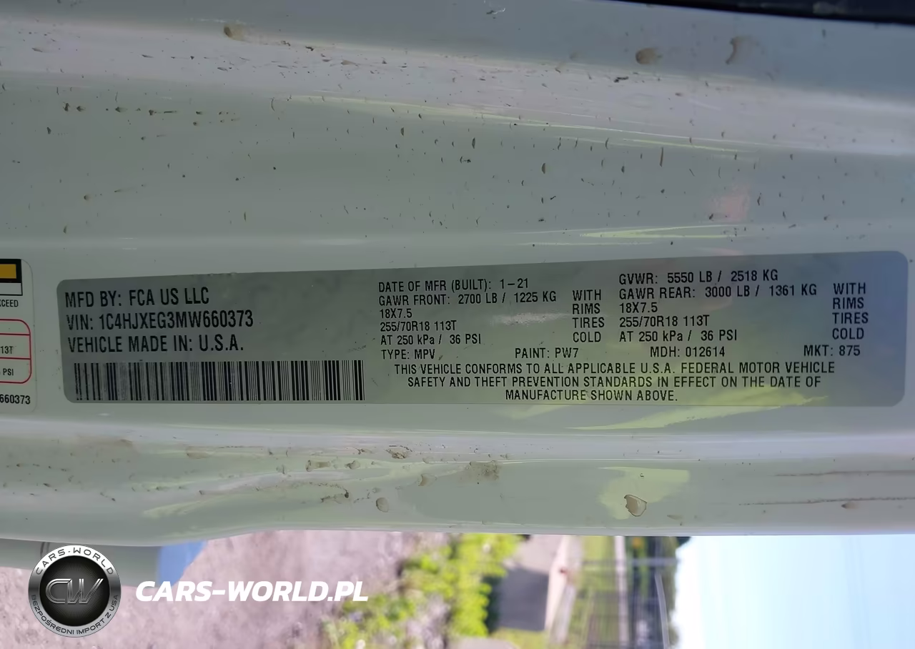 2021 Jeep Wrangler Unlimited Sahara 4X4 VIN:1C4HJXEG3MW660373 - 9