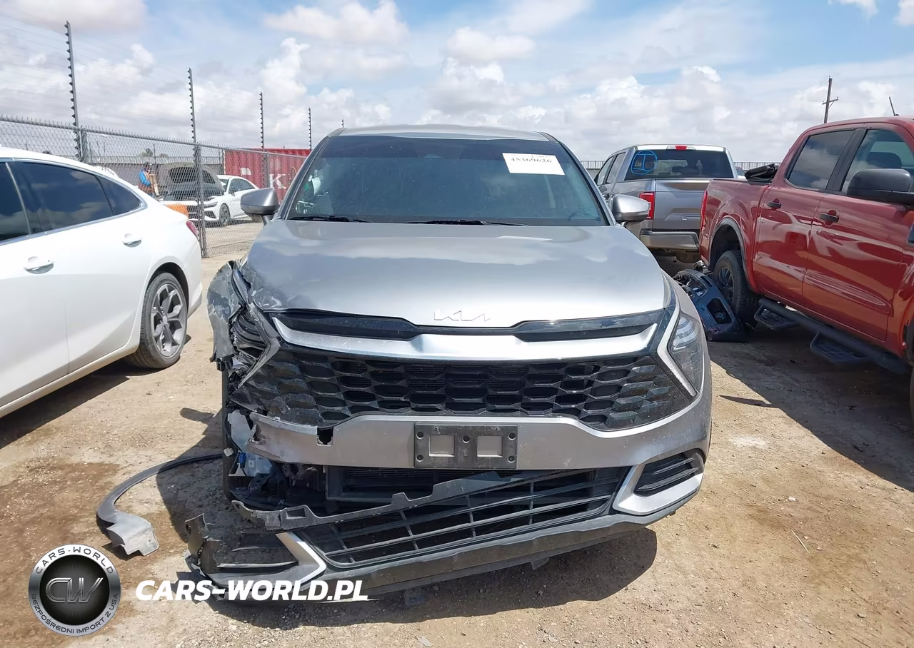 2025 Kia Sportage Ex VIN:KNDPV3DF3S7328880 - 12