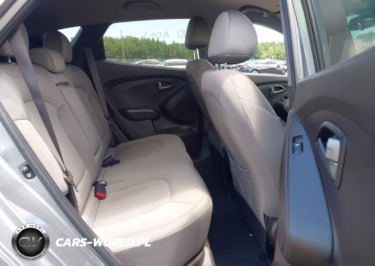 2015 Hyundai Tucson Gls VIN:KM8JT3AF8FU101977 - 8