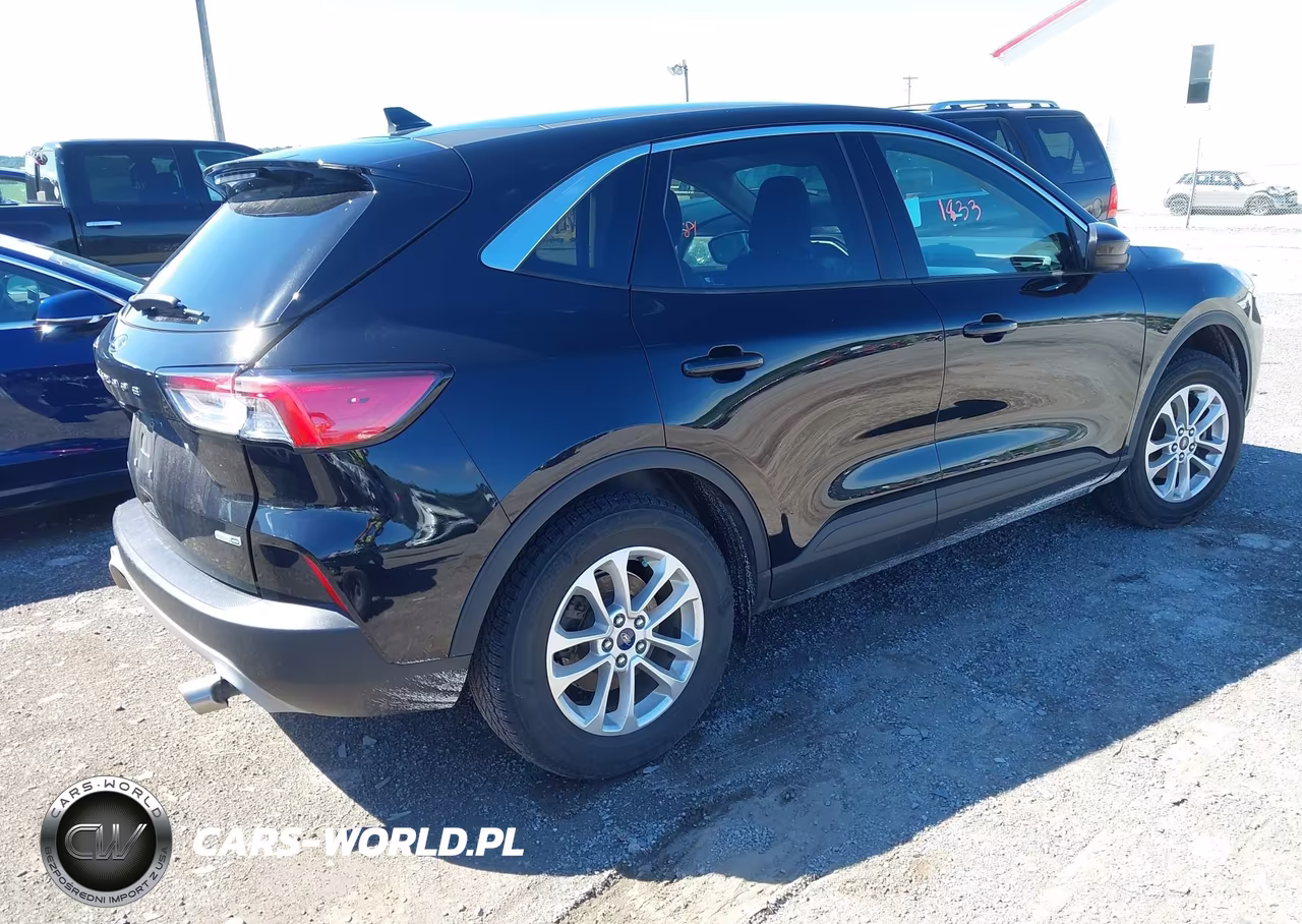 2020 Ford Escape Se VIN:1FMCU9G65LUC06570 - 4