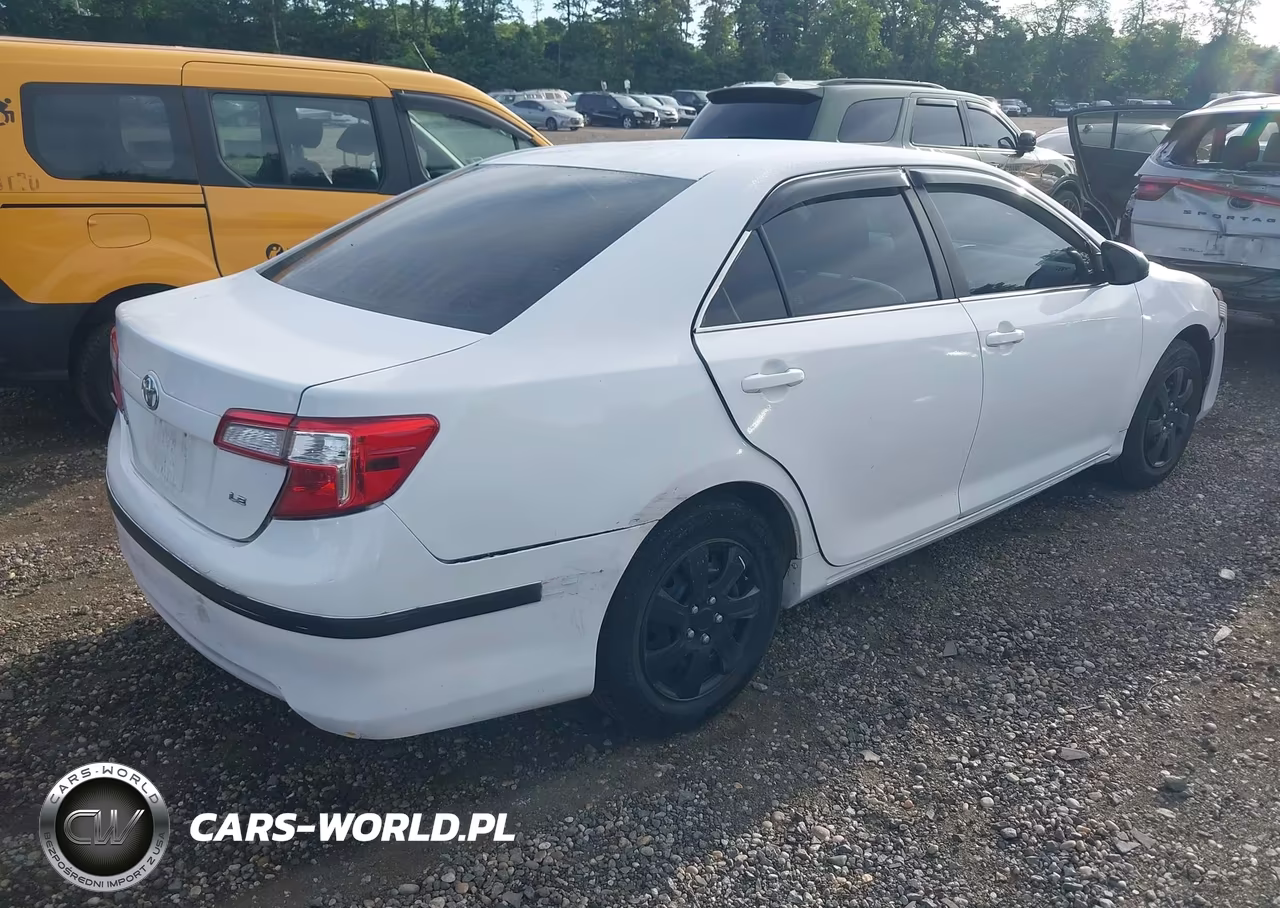 2014 Toyota Camry Le VIN:4T1BF1FK4EU447691 - 4