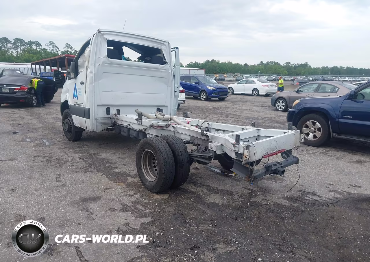 2023 Mercedes-Benz Sprinter 3500Xd Standard Roof 4-Cyl Diesel VIN:W1X8K23Y9PN270786 - 3