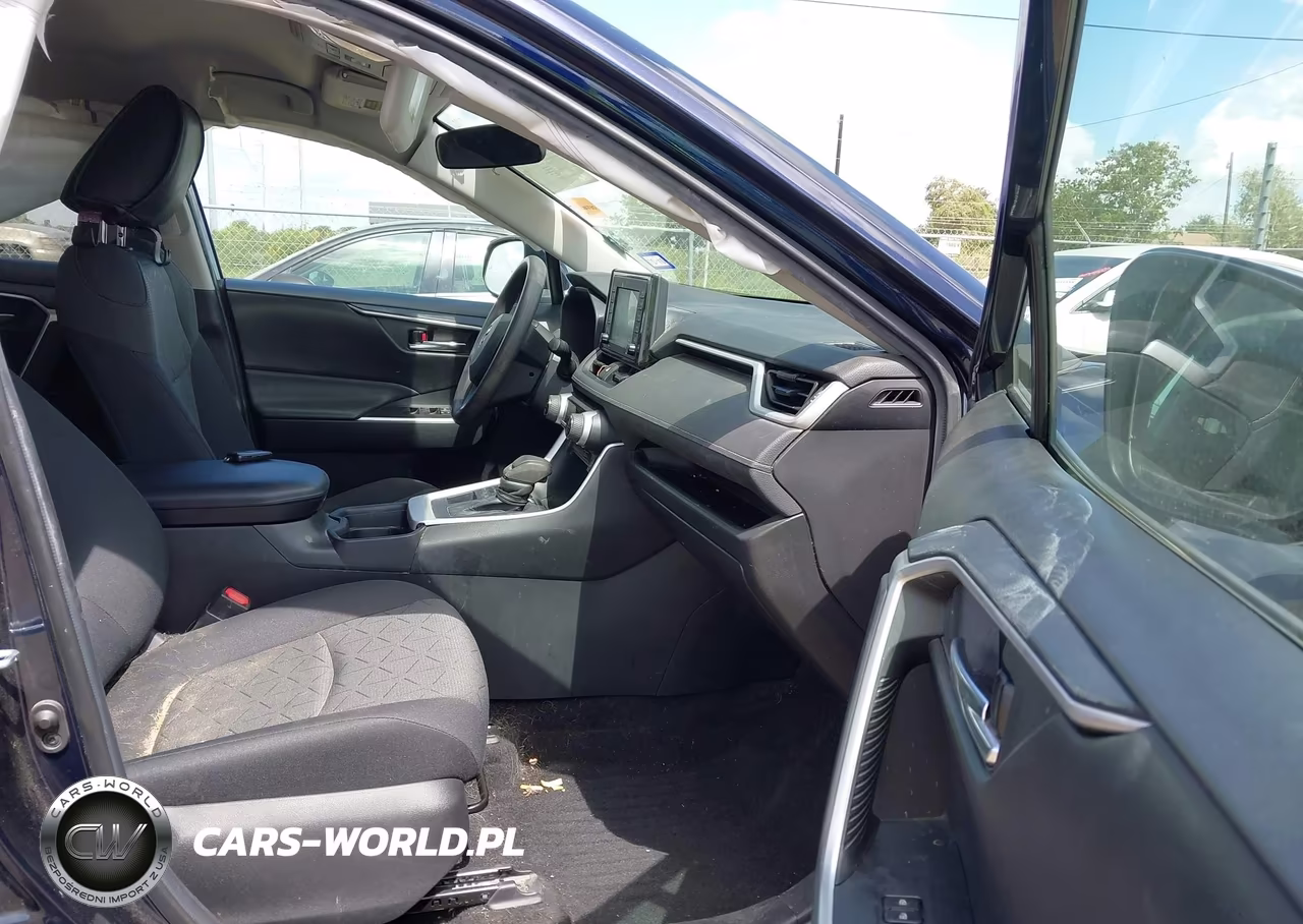 2021 Toyota Rav4 Xle VIN:2T3P1RFV7MW234012 - 5