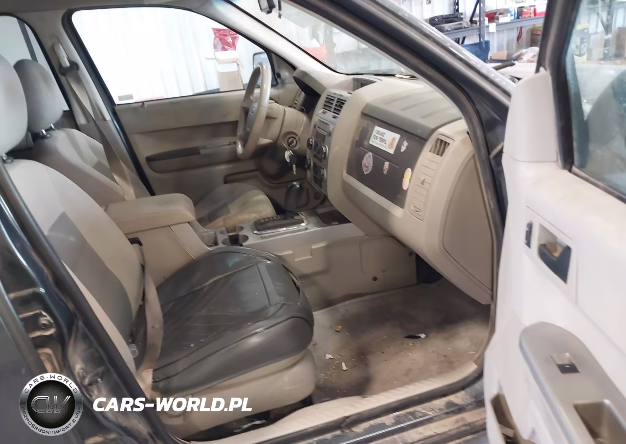 2008 Ford Escape Xlt VIN:1FMCU93118KC91856 - 5