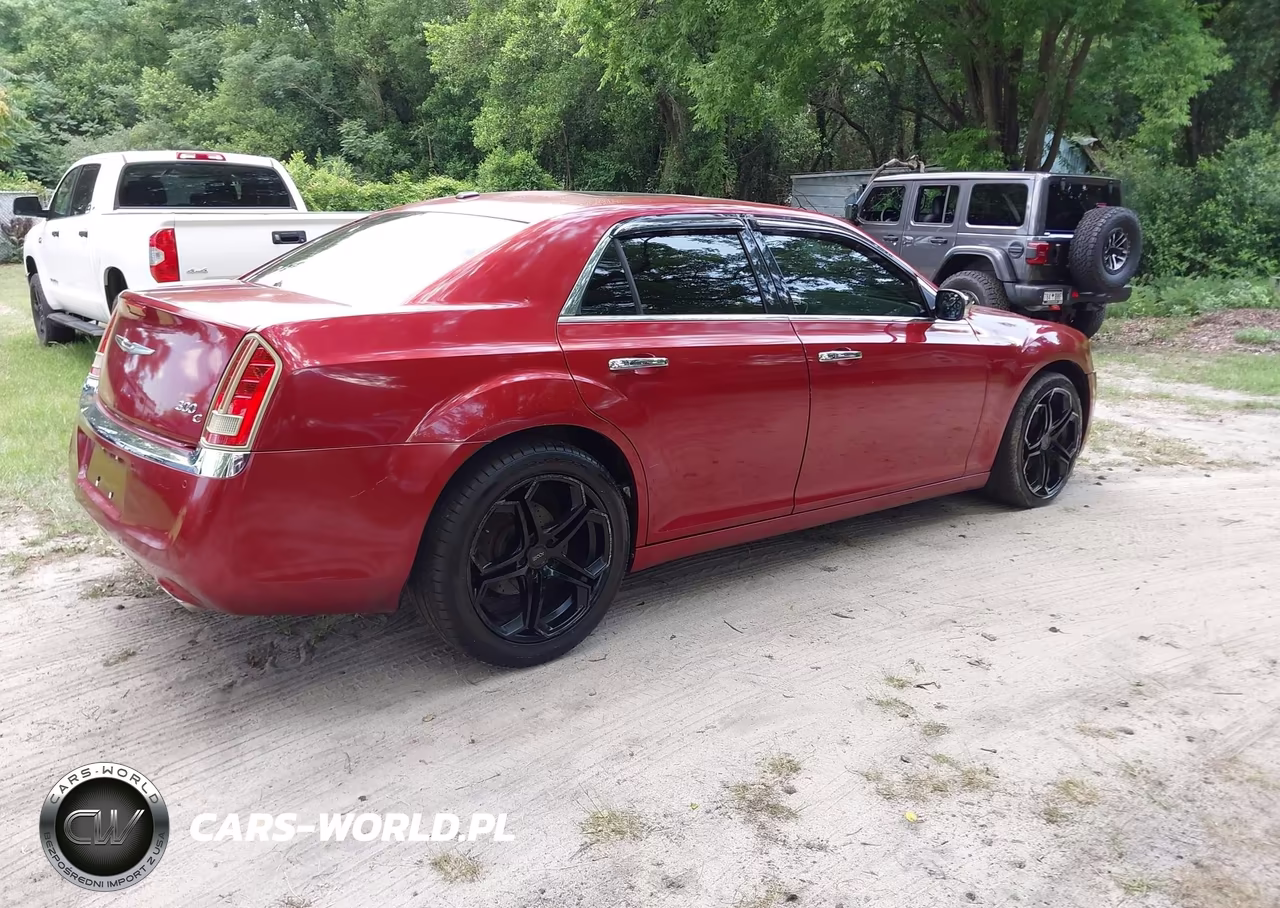 2011 Chrysler 300C VIN:2C3CA6CT6BH564421 - 4