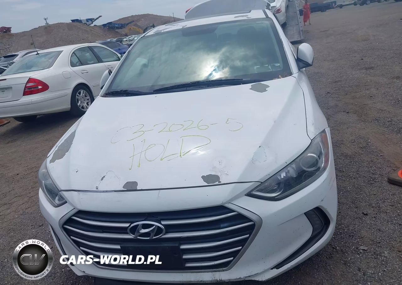 2018 Hyundai Elantra Value Edition VIN:5NPD84LF1JH262292 - 12