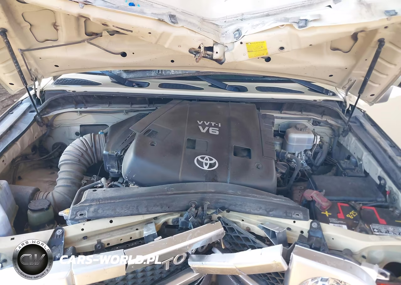 2008 Toyota Fj Cruiser VIN:JTEZU11F38K006410 - 10