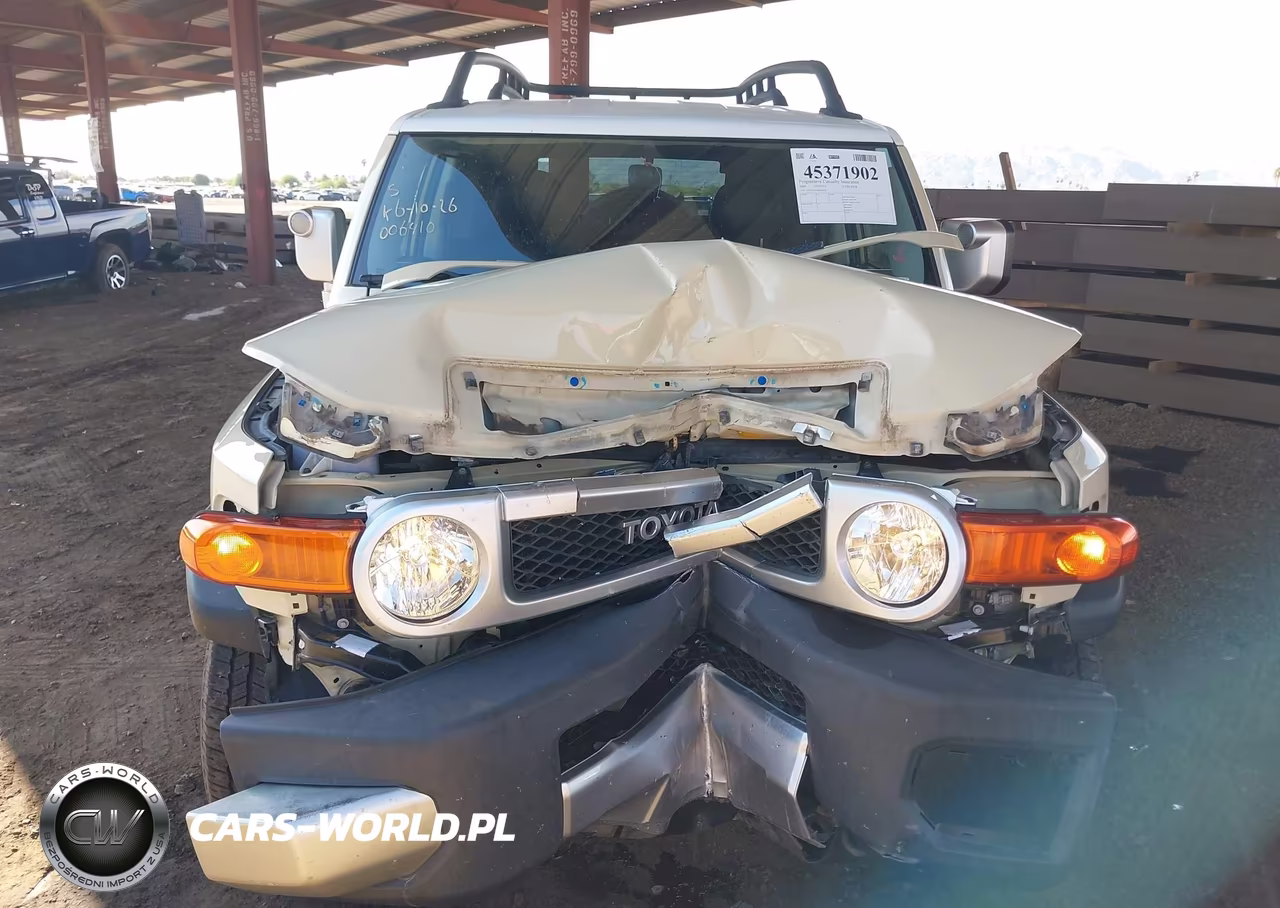 2008 Toyota Fj Cruiser VIN:JTEZU11F38K006410 - 12
