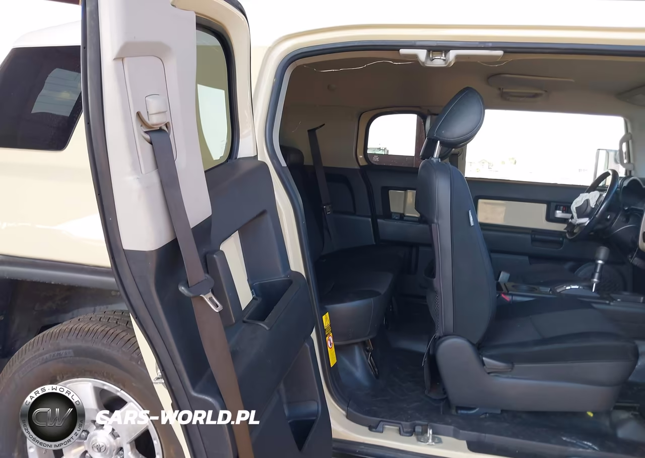2008 Toyota Fj Cruiser VIN:JTEZU11F38K006410 - 8