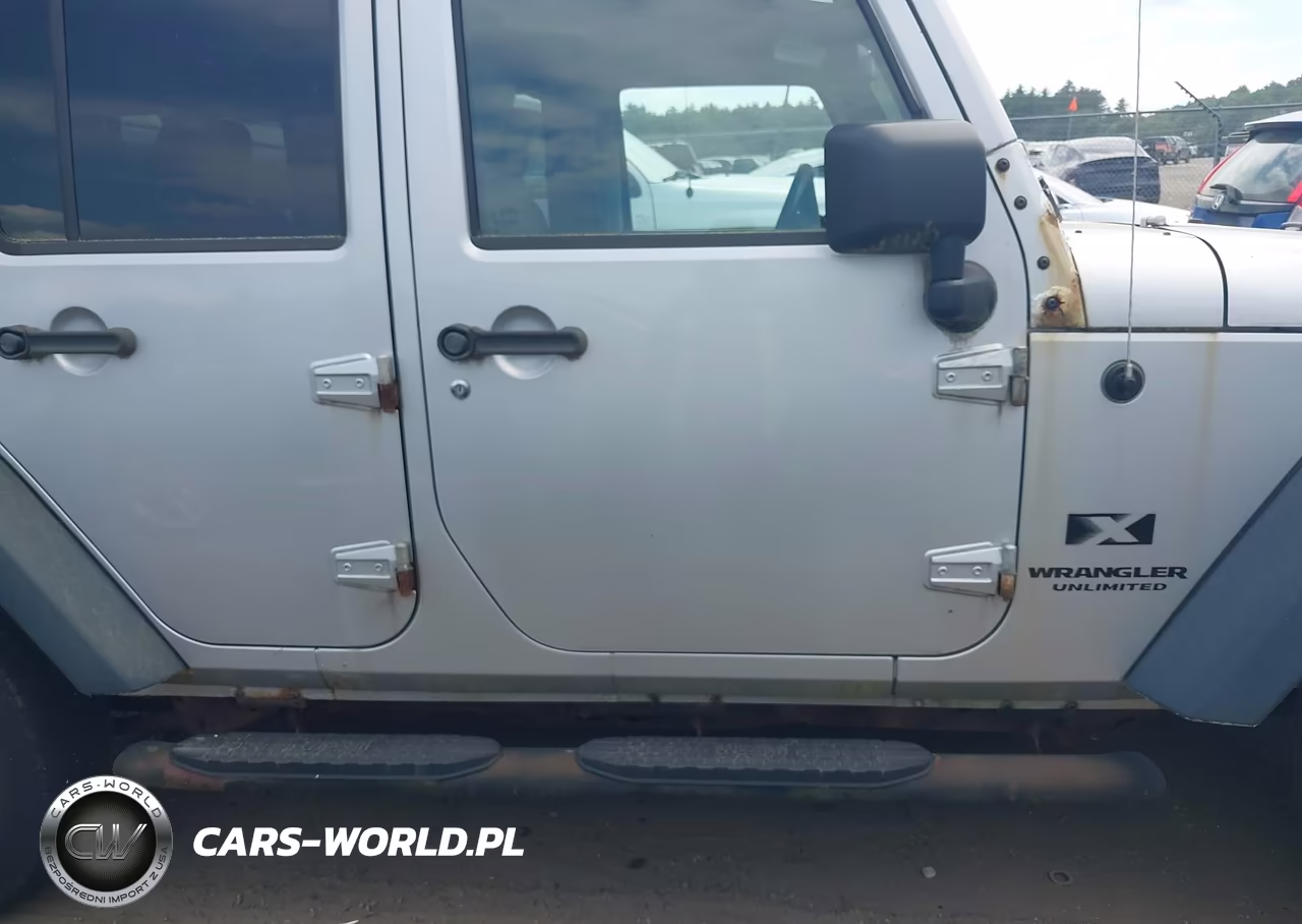 2008 Jeep Wrangler Unlimited X VIN:1J4GA39188L501652 - 18