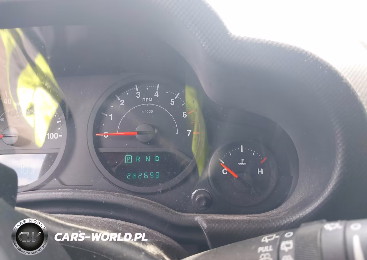 2008 Jeep Wrangler Unlimited X VIN:1J4GA39188L501652 - 7